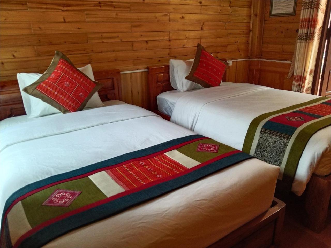 A Lin Homestay Bac Ha Esterno foto