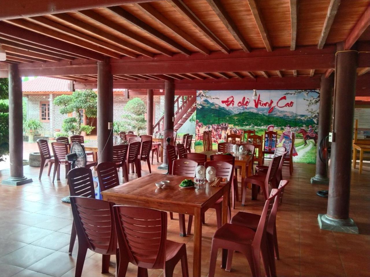 A Lin Homestay Bac Ha Esterno foto