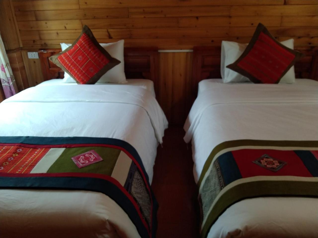 A Lin Homestay Bac Ha Esterno foto