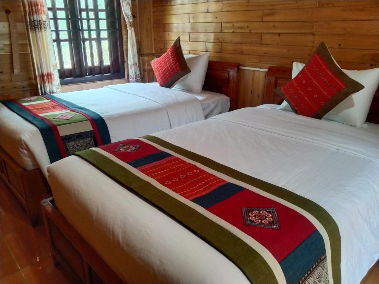 A Lin Homestay Bac Ha Esterno foto