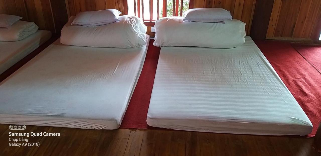 A Lin Homestay Bac Ha Esterno foto