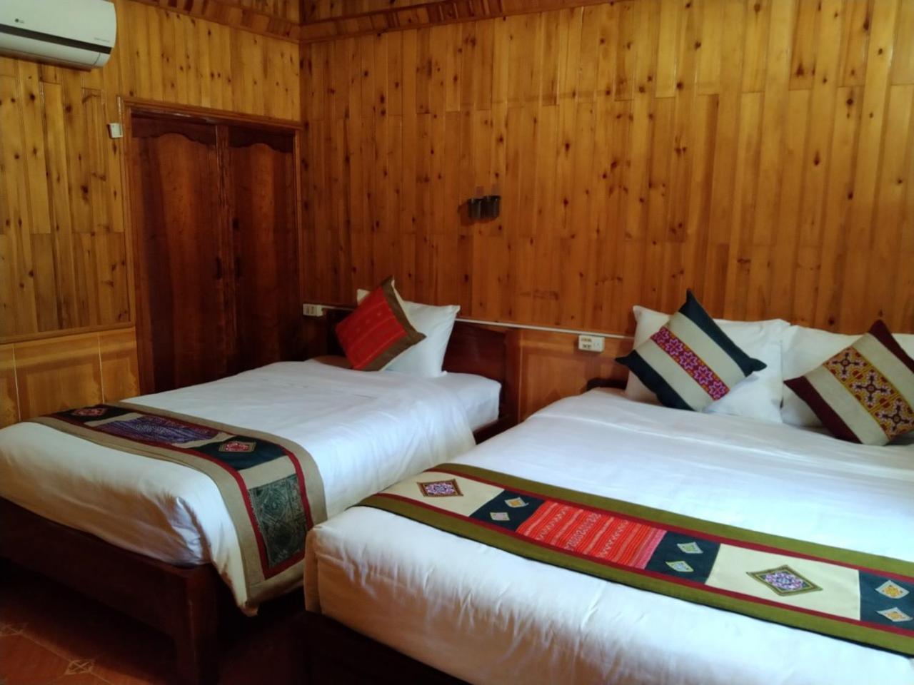 A Lin Homestay Bac Ha Esterno foto